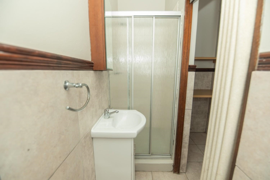 6 Bedroom Property for Sale in Walmer Heights Eastern Cape